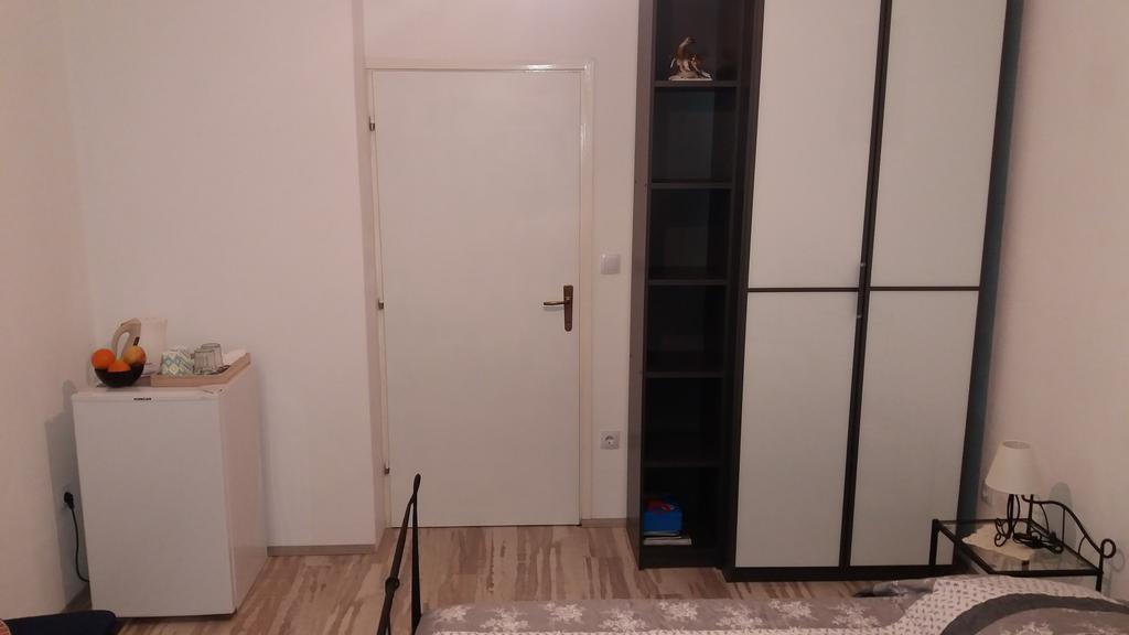 Kvestic Guest house 3*
